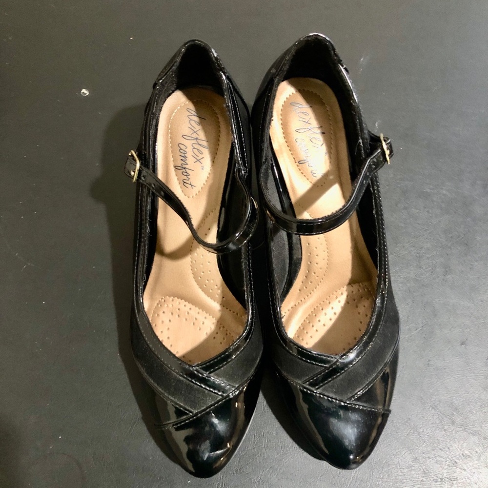 Mary Jane Black Patent Leather Women's Shoes